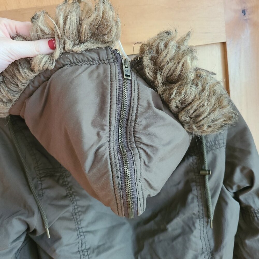 American Eagle Y2K Army Green Military Parka‎ Jacket Faux Fur Hood Sherpa MEDIUM - Picture 7 of 14